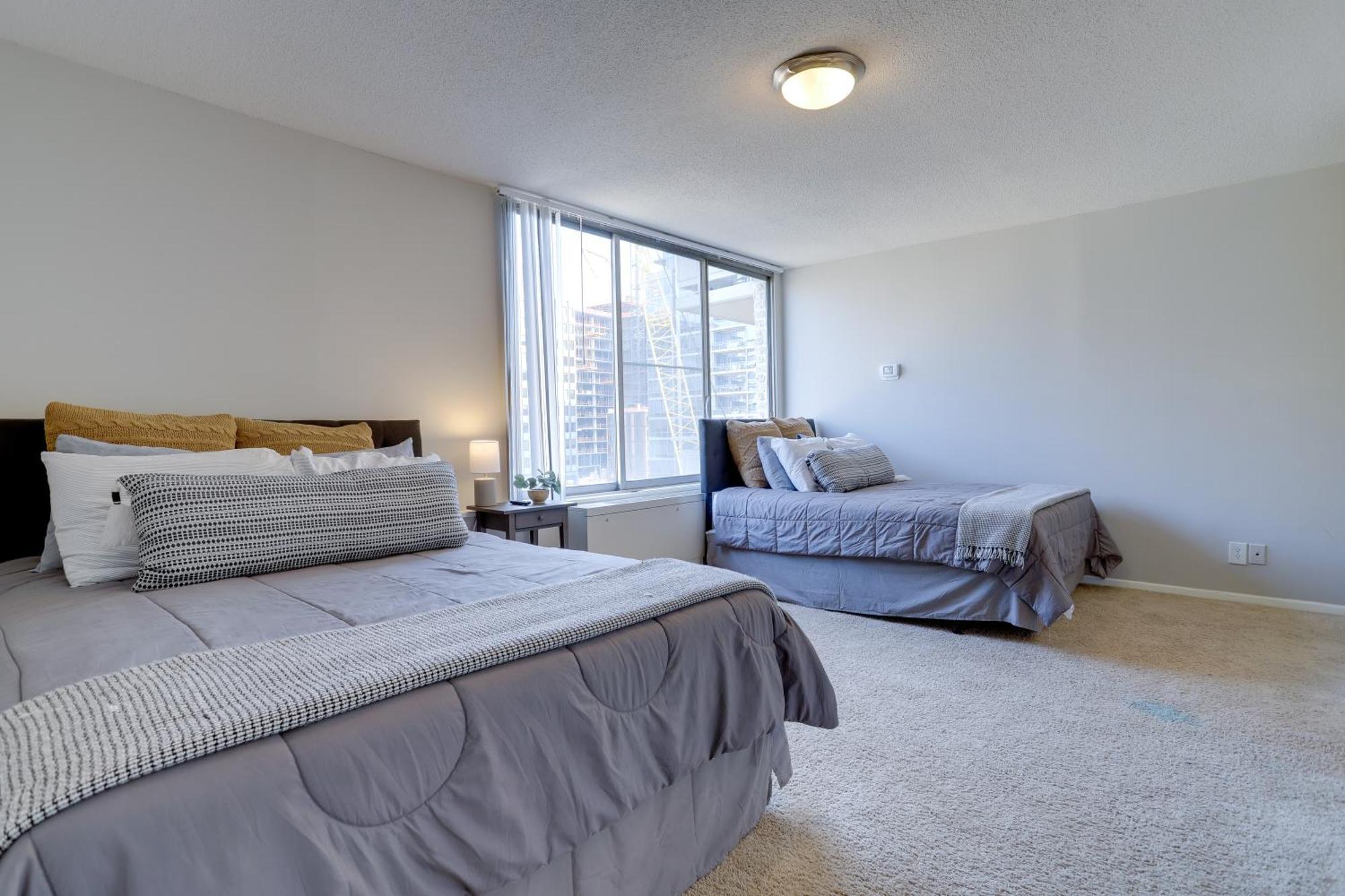 Beautiful 2Br Apartment At Crystal City With Gym 알링턴 외부 사진