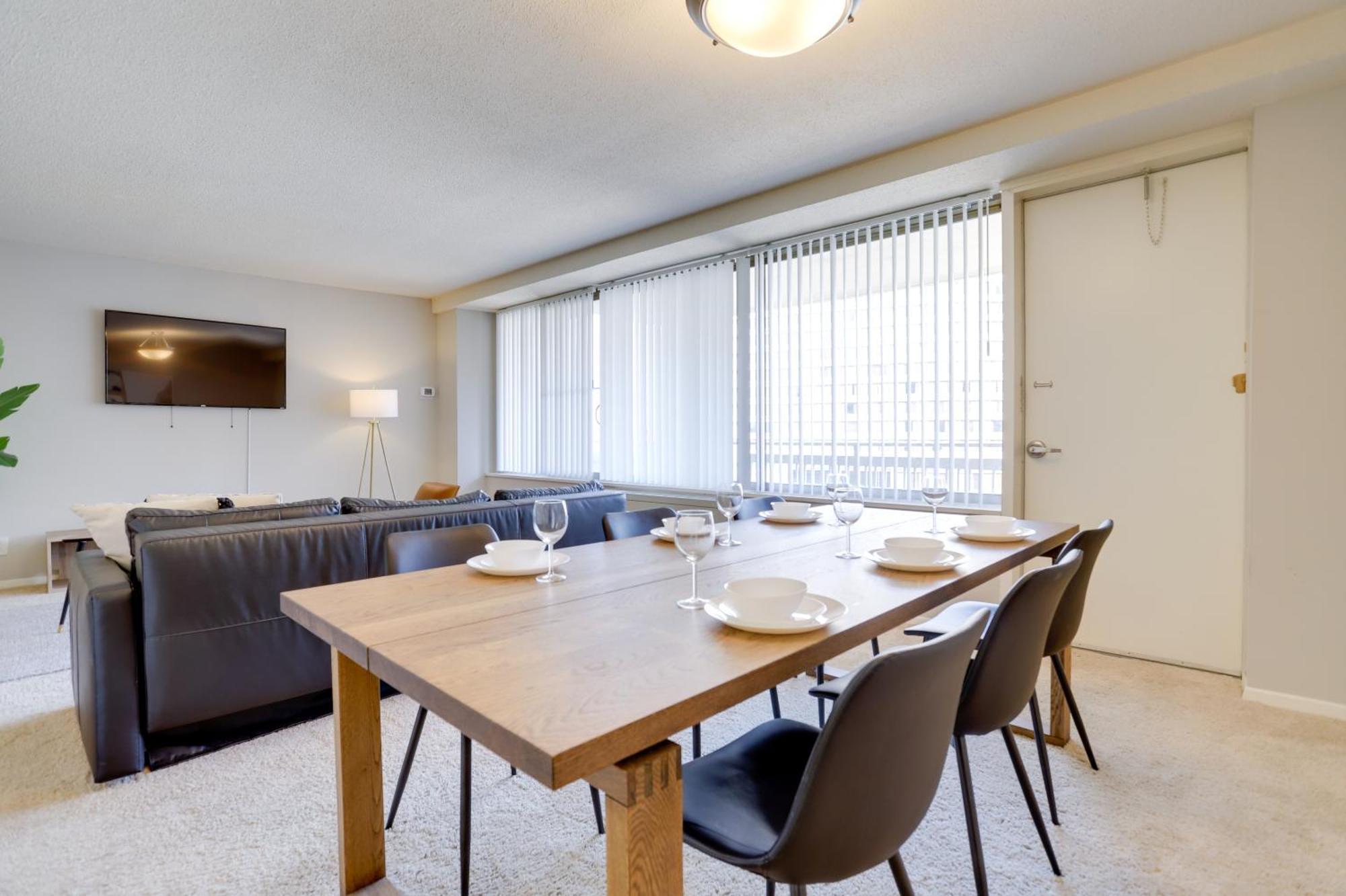 Beautiful 2Br Apartment At Crystal City With Gym 알링턴 외부 사진